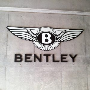 店舗デザイン｜看板製作・施工｜工房・工場［神奈川 看板サイン専門店］ワールドワンサイン