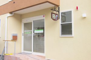 クリニック｜看板製作・施工｜店舗デザイン［神奈川 看板サイン専門店］ワールドワンサイン